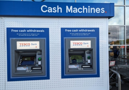 Część usług bankowych zniknie. Wypłać pieniądze przed 26.04.2026