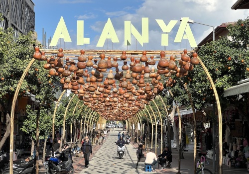 Alanya poza sezonem – co zobaczyć i co zjeść?