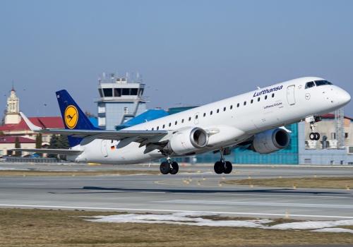 Lufthansa zamyka jedną ze swoich linii przez wysokie ceny paliwa i strajki! Zapowiada też duże cięcia tras