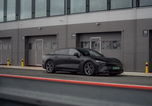 Chińskie samochody zdobywają Europę. Udziały rosną szybciej niż zakładano