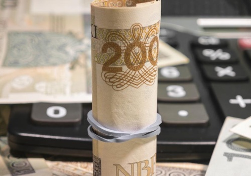 Obrót gotówkowy do 25 000 zł? Posłowie chcą podnieść progi płatności