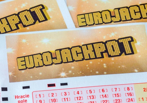 Wygrał w Eurojackpot grube miliony, ale dopiero po śmierci. Wiadomo, gdzie trafią pieniądze