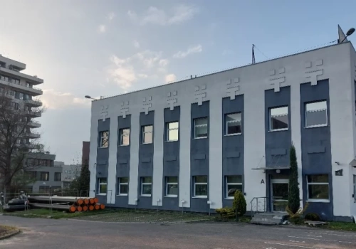 Działka z lex deweloper na os. Paderewskiego sprzedana. TDJ Estate ma pozwolenie, ale nie zdradza planów