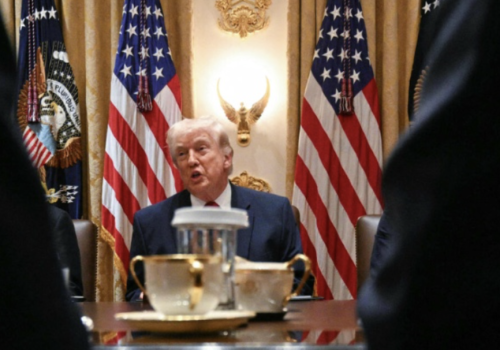 Podejrzane transakcje na rynku ropy. Wtajemniczeni zarobili miliardy