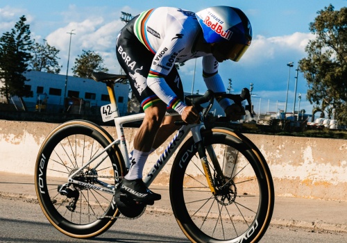 Remco Evenepoel nie myśli o rekordzie świata w jeździe godzinnej