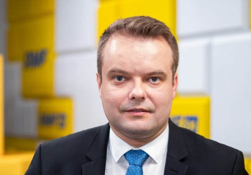 ​Dlaczego PiS ma kłopoty finansowe? Zapytamy Rafała Bochenka