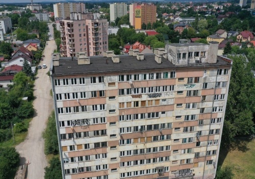Koniec bloku grozy w Kielcach. Rusza konkurs na nową zabudowę
