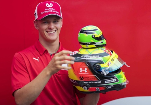 Mick Schumacher uspokaja w sprawie F1 2026: „Znajdą rozwiązanie”