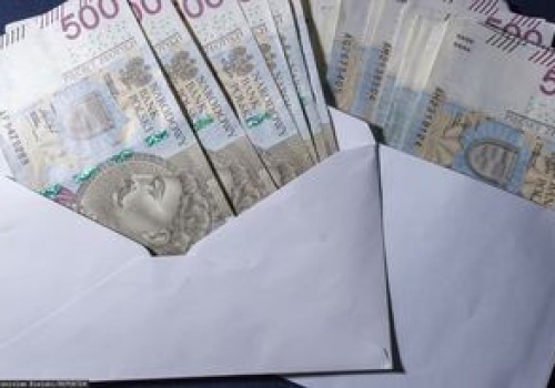 Podatek od kopert na komunię. Oto kiedy trzeba go zapłacić