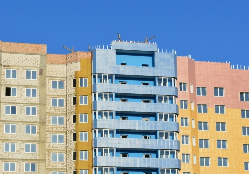 Wpadka przy wykupie. Bogata lokatorka drży, że straci mieszkanie komunalne, bo dobrze zarabia