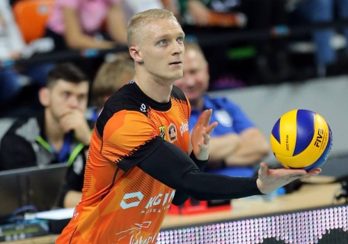 Polski siatkarz znów najlepszy, ale to za mało. Sensacja stała się faktem