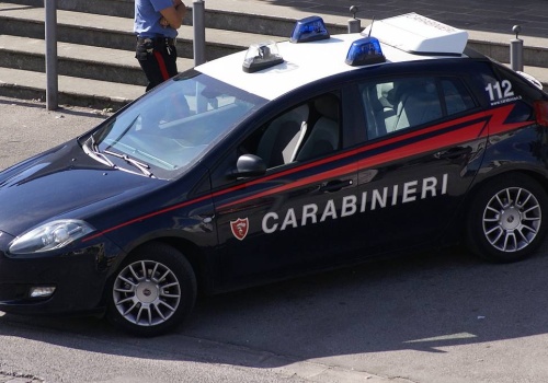 Zuchwały napad na bank w Neapolu. Sprawcy wzięli zakładników, potem zbiegli tunelem