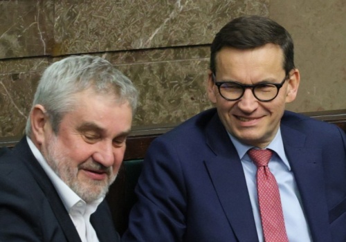 Rzecznik PiS: Stowarzyszenie Morawieckiego jest sprzeczne ze statutem partii. Morawiecki: Nie wycofam się