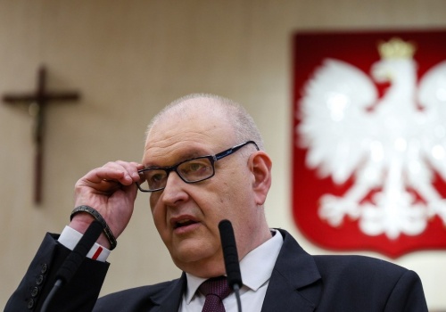 Spór o ślubowanie nowych sędziów TK. Bogdan Święczkowski wyjaśnia