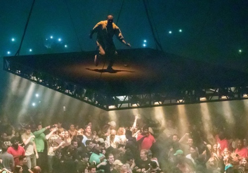 Po blokadzie w UK i Francji – Kanye West ma potwierdzonych 8. stadionów