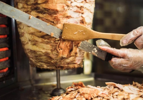 Szaleństwo w Berlinie. Tłumy rzuciły się na kebab w croissancie, kolejka miała 200 metrów