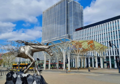 Dlaczego nikt nie chce kultowego wieżowca w Łodzi? To może być powód