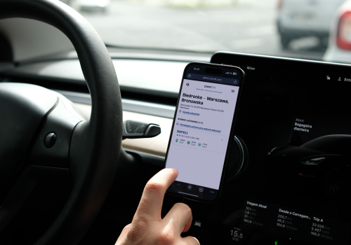 Powerdot i Uber uruchamiają integrację w Polsce. Co zyskają na tym kierowcy?