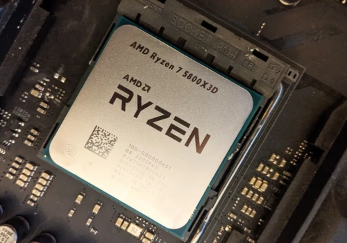 AMD szuka naiwniaków. Do sprzedaży znowu trafi 4-letni procesor