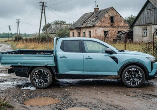 Dacia Striker Pickup 2027 4×4 dCi – idealny samochód na polską wieś i dla wojska