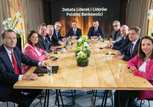 To już nie wojny i stopy procentowe. Ten jeden trend spędza sen z powiek szefom polskich banków