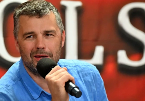 Kabareciarze wyśmiali gwiazdora TV Republika. 