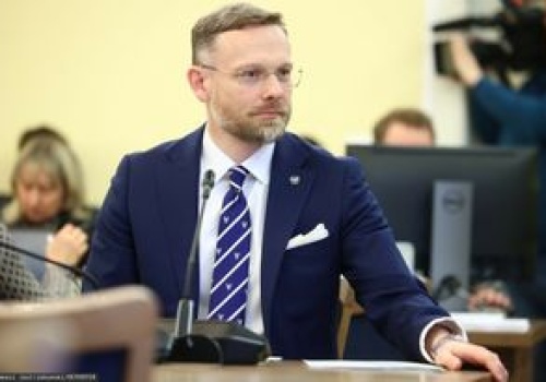 Sejm ponownie nie zdołał odrzucić prezydenckiego weta. Reakcja Pałacu