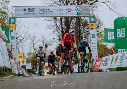 600 osób na inauguracji VeloBank VIA Dolny Śląsk 2026