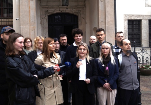 Radna Miasta Krakowa wychodzi z klubu KO i przechodzi do opozycji