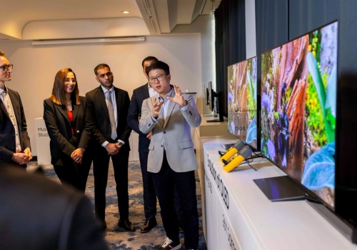 7 lat aktualizacji i brak odblasków. Samsung trafia w realne problemy użytkowników