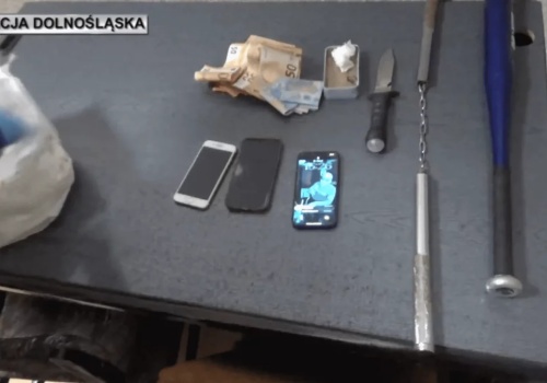Bystrzyca Kłodzka. Cztery osoby zatrzymane po ujawnieniu nagrania z brutalnym zdarzeniem