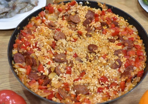 Sekret idealnej paelli ujawniony. Wystarczy jeden prosty patent