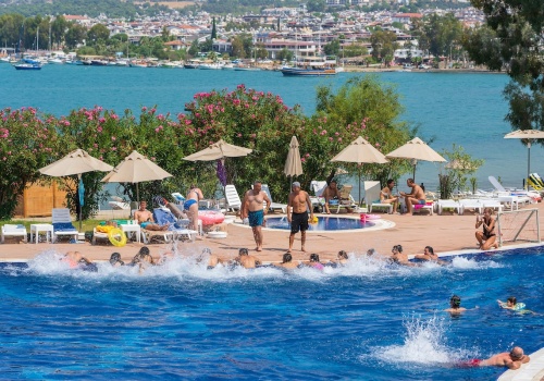 Ulubiony turystyczny kraj Polaków wraca na tron. Pomagają ceny: tygodniowe all inclusive nawet za 1300 zł od osoby!