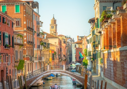 Wenecja tonie. Naukowcy mają cztery scenariusze ratunku