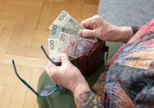 Tyle emeryci potrzebują 