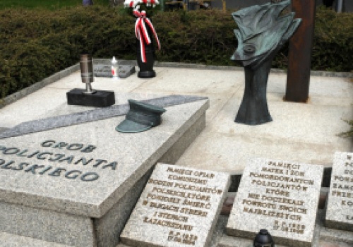 W Katowicach oddano hołd ofiarom zbrodni katyńskiej