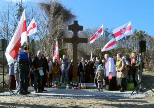 W Gdańsku odsłonięto Krzyż Pamięci bohaterów walczących o wolną Białoruś