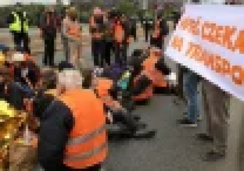 To koniec Ostatniego Pokolenia. Aktywiści odtrąbili wielki sukces.