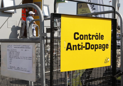 Młody zawodnik MBH Bank CSB Telecom Fort naruszył przepisy antydopingowe