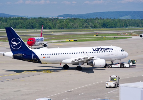 Lufthansa zapłaci pasażerom za odwołane loty. Zobacz, jak zyskać ponad 1000 zł