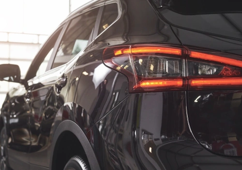 Nie przepłacaj za nowe auto. „Demówkę” kupisz 40 tys. zł taniej