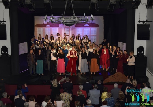 Sieradz: 100-lecie I LO im. Kazimierza Jagiellończyka. Uroczyste obchody