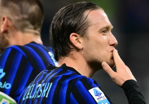 Piękny gol Piotra Zielińskiego! Polak przypieczętował zwycięstwo