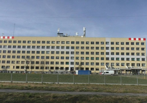 Czarna seria w szpitalu w Tarnowskich Górach. Trzeci pacjent wypadł z okna. Czy placówka jest bezpieczna?