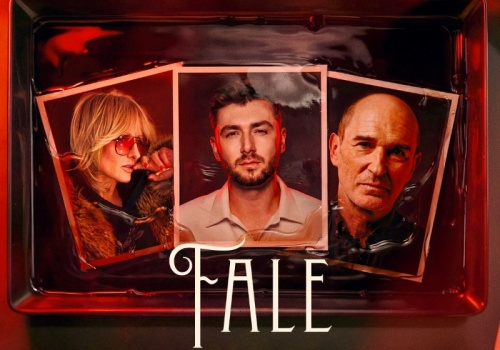 Kamil Bednarek, Patrycja Markowska i Andrzej Krzywy w utworze „Fale”