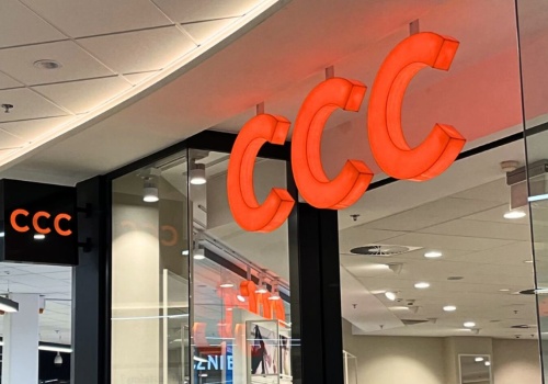 Stopy puchną w ciągu dnia? Te buty polskiej marki są miękkie i nie uciskają. Tylko 99 zł