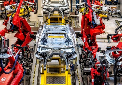 Stellantis udostępni fabryki Chińczykom? Koncern zmienia strategię