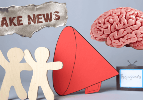 #CyberMagazyn: Kryzys prawdy w cyfrowym panoptikonie