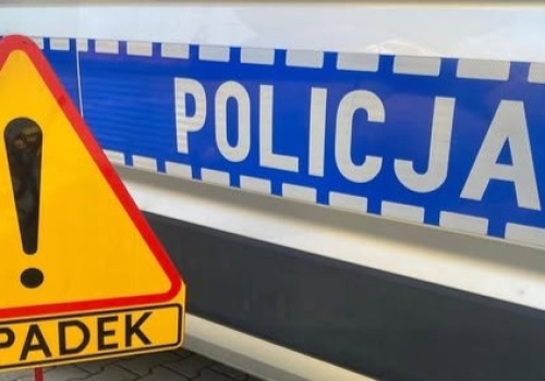 Zderzenie osobówki z motocyklem. Jedna osoba nie żyje