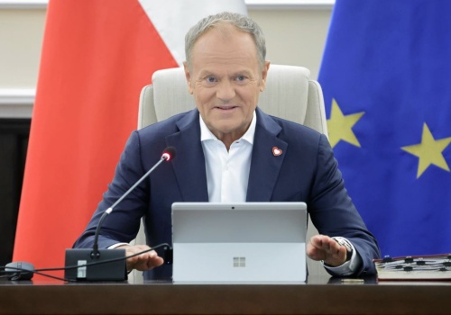 Tusk prowokuje o poranku. Wystarczyło jedno zdanie